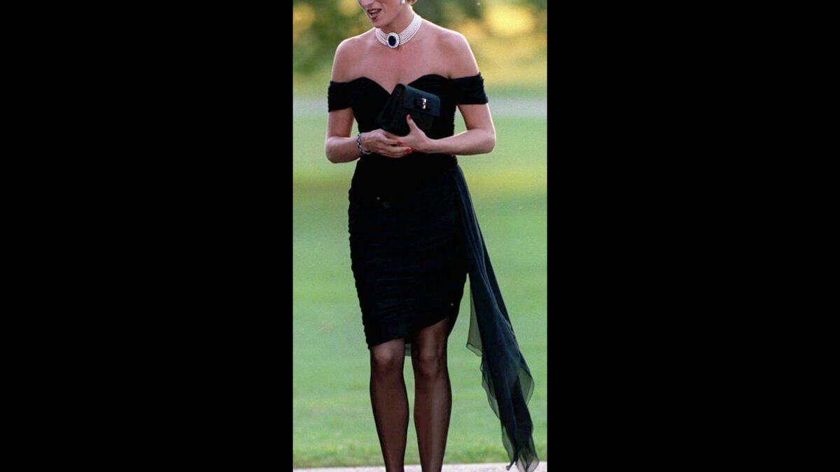 Princess Diana’s iconic revenge dress to go up for auction at Sotheby’s 1 df878a2886ed32c11c9540e789c1699cf9df9d4d570e907de38a33ff07ab12d4