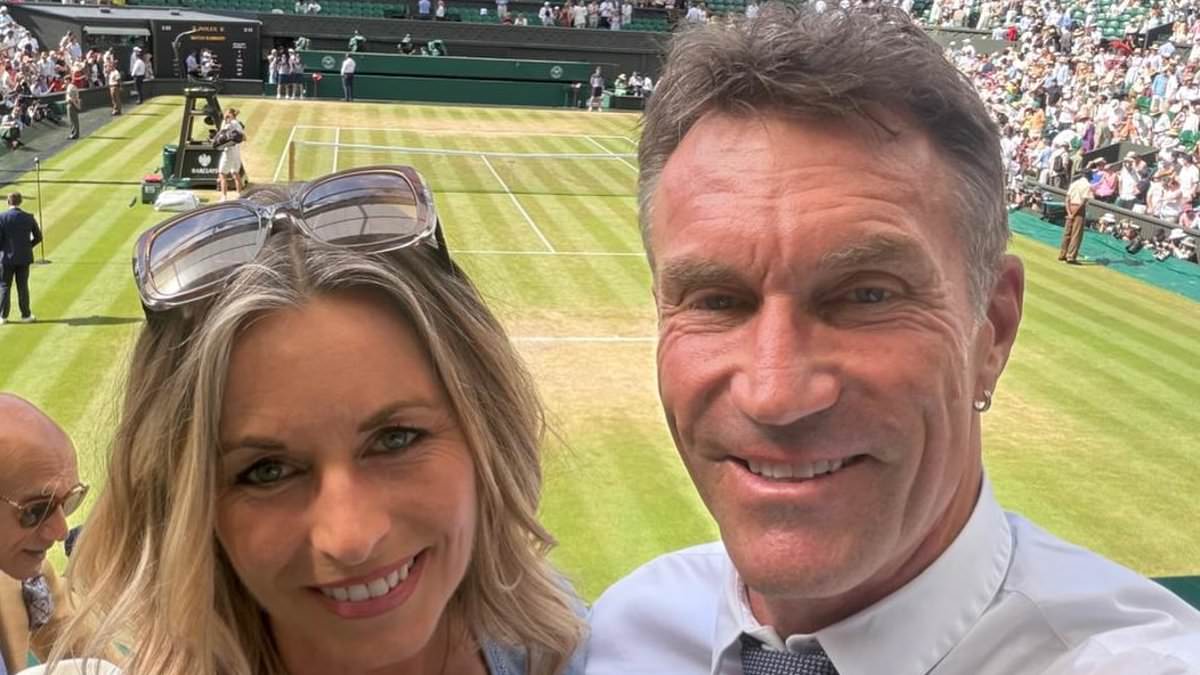 RICHARD EDEN: Love-all! Pat Cash serves an ace with bride-to-be 1 e26f94d4e2a9ce2162b62e29a8e2633397f8ae9103eb155c53412b75e15d5472