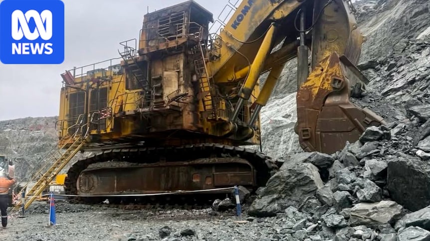 WorkSafe investigates shovel fire at Kalgoorlie Super Pit 1 e2b15a28b6852adef20e59ac9890cde7ba07df36e0fb74927eef3fed18edb376