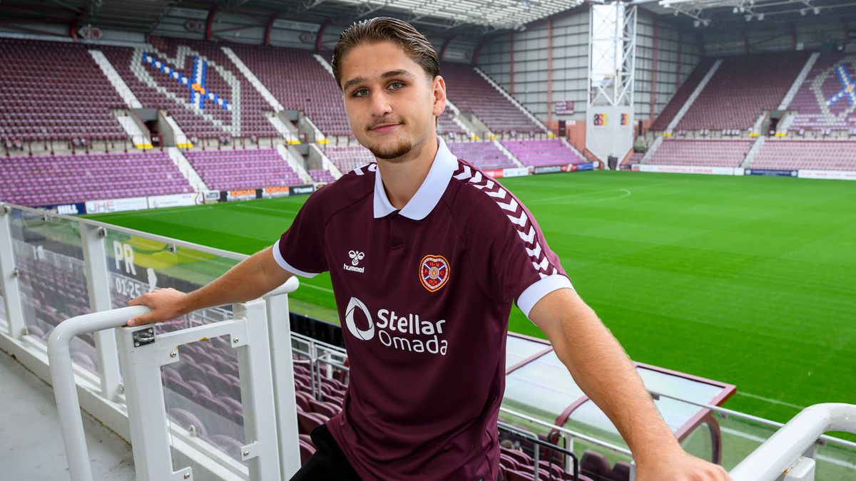 Leart Kabashi sets lofty Hearts ambition as deadline day arrival roars 'I can't wait to get started' 1 e4484bde8f95f5edda87fea15e90847cab71d12edf3db793a7d9d63f22df924f