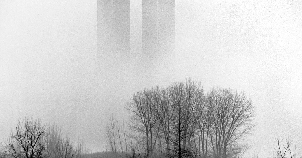 For a Photographer, the Towers Were an Ever-Present Focal Point 1 e5ea481c199c27fdde28bd5956b596735b522f44dda83df2f3f938cc8a80f73c