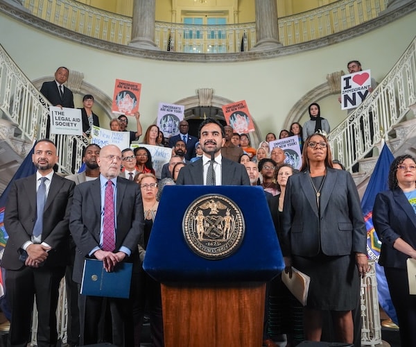 States, Cities Sue to Block Trump Immigration Rule on Public Benefits 1 e64b14d78e2c88f2c10f6290df2544fee87ead37a37f2d465bc23d1a2da550c6