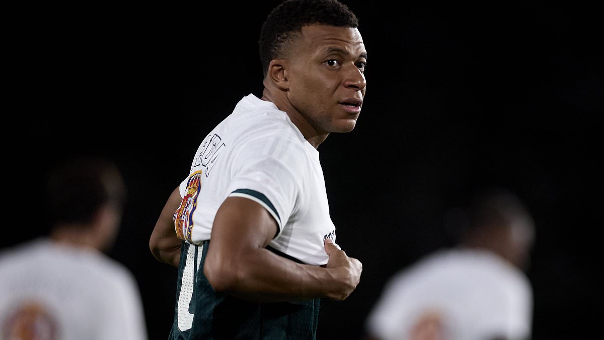 Kylian Mbappe and Vinicius Jr REFUSE to display t-shirts supporting Spain's sovereignty of Ceuta amid migrant crisis - with Real Madrid stars divided over message 1 e70ede993a9da0bae04314b06e561109f353c947508602cd4c0d4c61200b373e