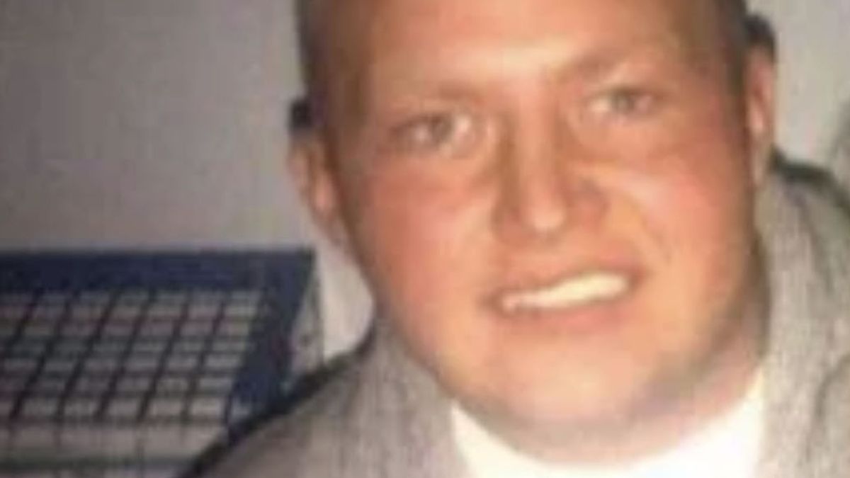 Gangster dad and son carried out brutal assassination of hood at Glasgow traffic lights 1 e9cbd6a4ba0aeacc0a1ab8381024ae9aadc0385b9af5c635ededff2fc79bf46a