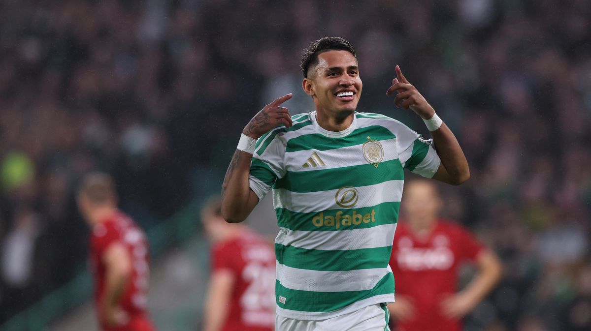 Camilo Duran set for ultimate Celtic reward as flying forward to answer Colombia SOS call 1 ea3a4cd040d1ac48b986f623eb06f689d9300a8daac76a57c561c50d7dcfaa73