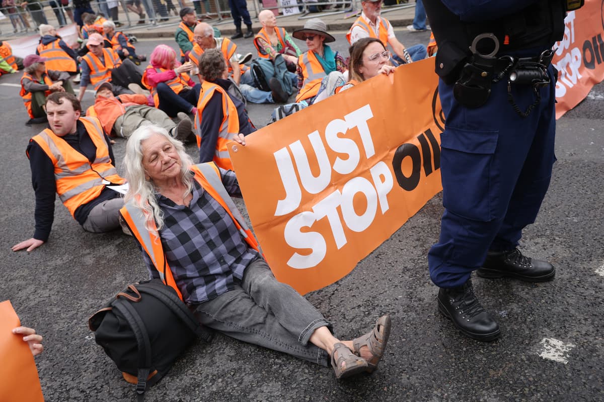 Just Stop Oil are back: Protesters block road outside Parliament as Andy Burnham makes PMQs debut 1 ed3ae4cda8507a55a3e4218fccb9c1aa2330edbaf3153b1e638a350768e846fd