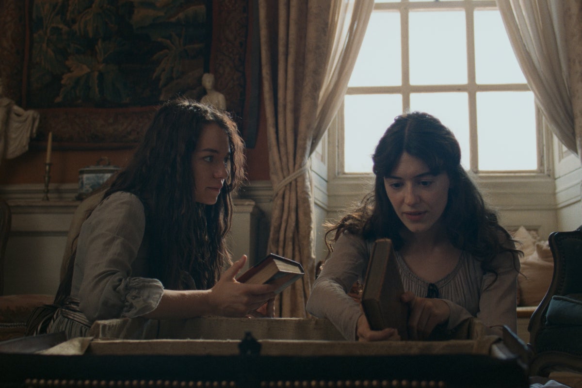Where is Sense and Sensibility filmed? The beautiful locations from the new adaptation 1 f17686838c64a7a48487f117943540f6b83959f590e90125597cf2fb1bd26100