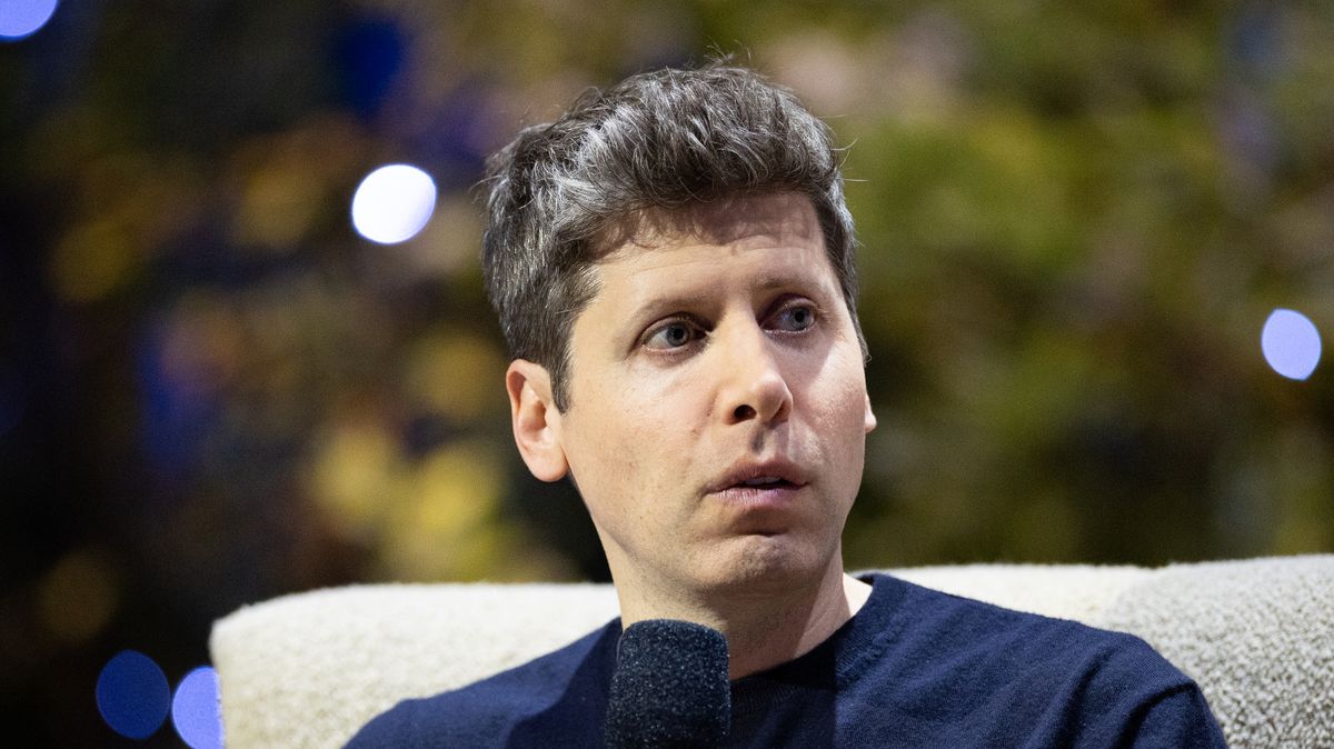 OpenAI's Sam Altman says 'world right to be afraid' but should trust AI firms 1 f1c557b5cf1dcee8447ea89e7b2d8d15d47b3b30c16c73993fc281c0d13da878