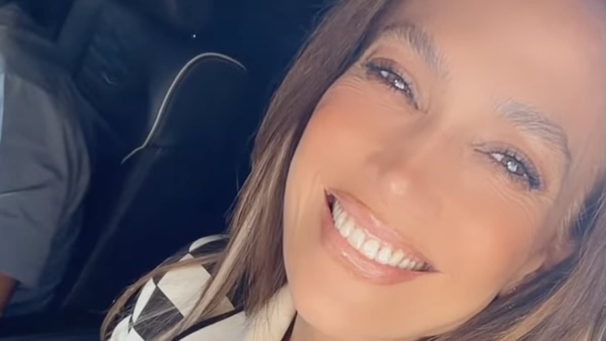 Defiant Jennifer Lopez vows to 'keep going'... as friends fear she's headed toward 'burnout' due to her hectic work schedule 1 f79a120c374fbe4534d3190788ec2322362adfb3fb8e72c46636f3eb54b2cc48
