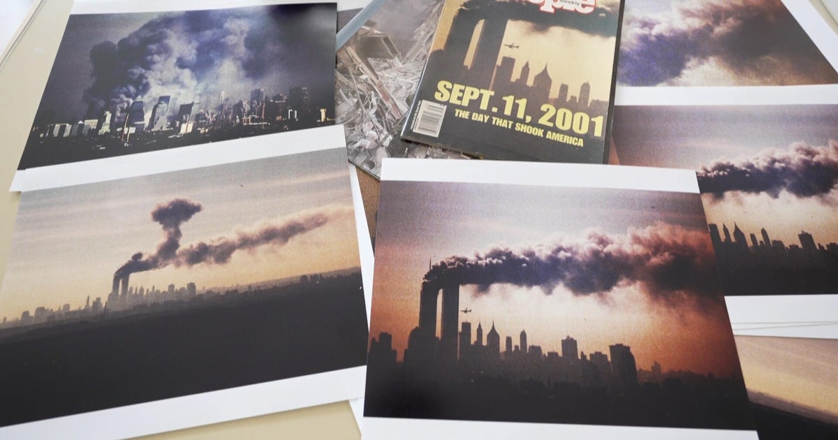 Photographer remembers capturing one of 9/11's defining images 1 f9120f156c7b6ed75ce63564db1121c76b7409a71647836226aa2dfffd8f6565
