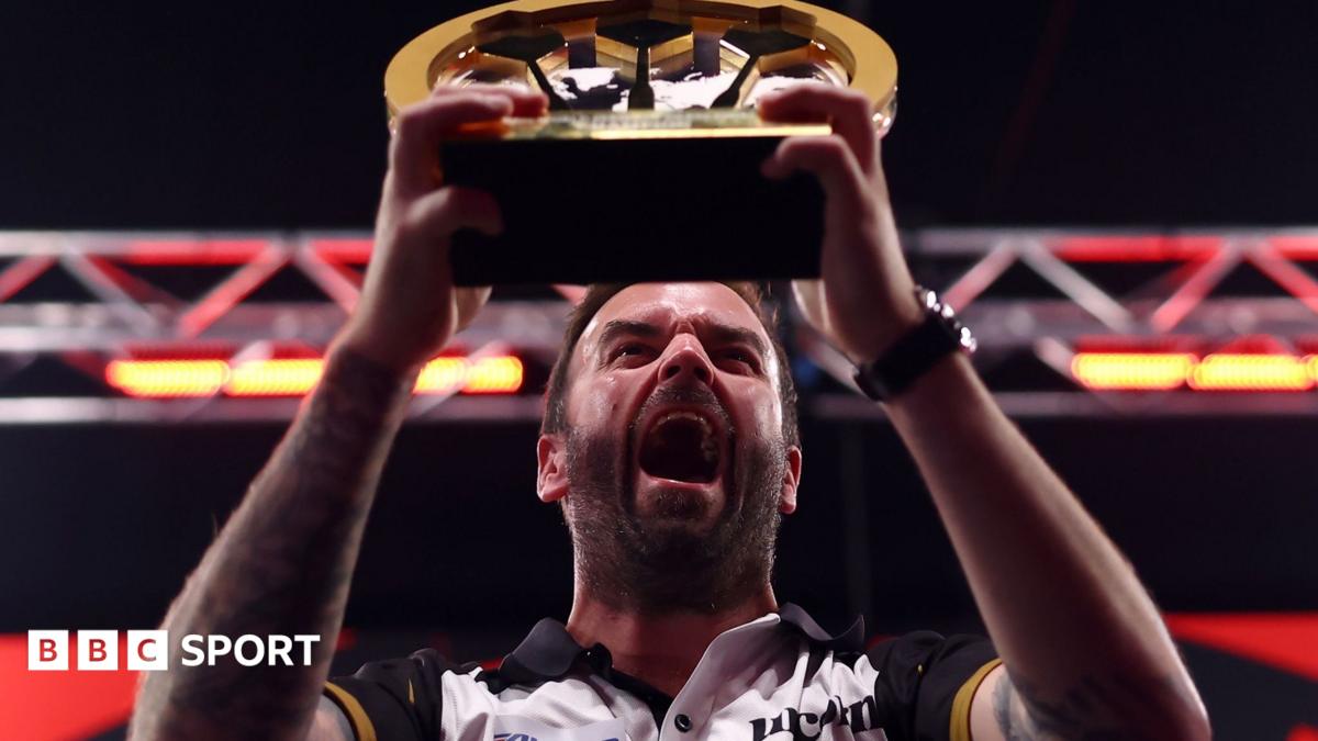 Smith wins World Series of Darts Finals as Littler run ends 1 fa8d3b49b76a8f56f701b37dca43ccd9f90e26a6b66e83effea0483b8db0a747