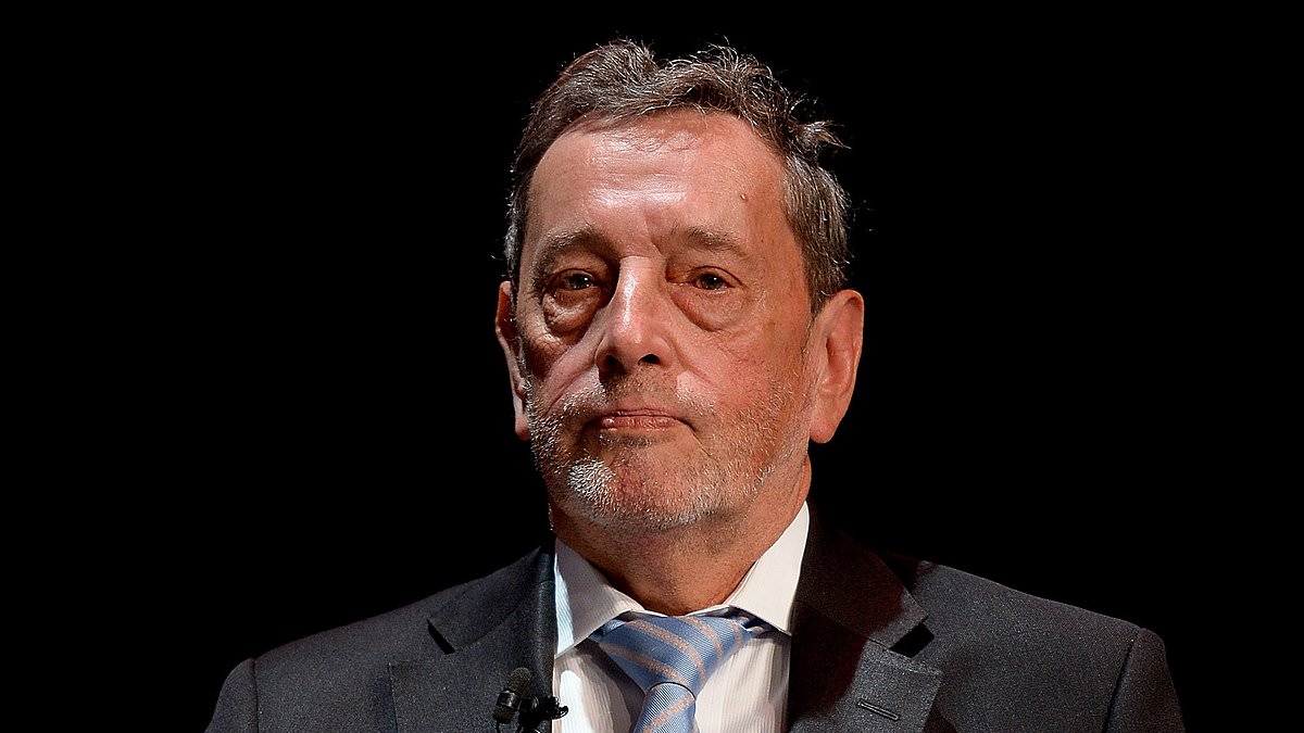 Labour's farm tax is a mistake, blasts party grandee Blunkett 1 fbf20223bf082d45ea1c31323e12ac77a049bcf95560ee1974a80e792cdd640f