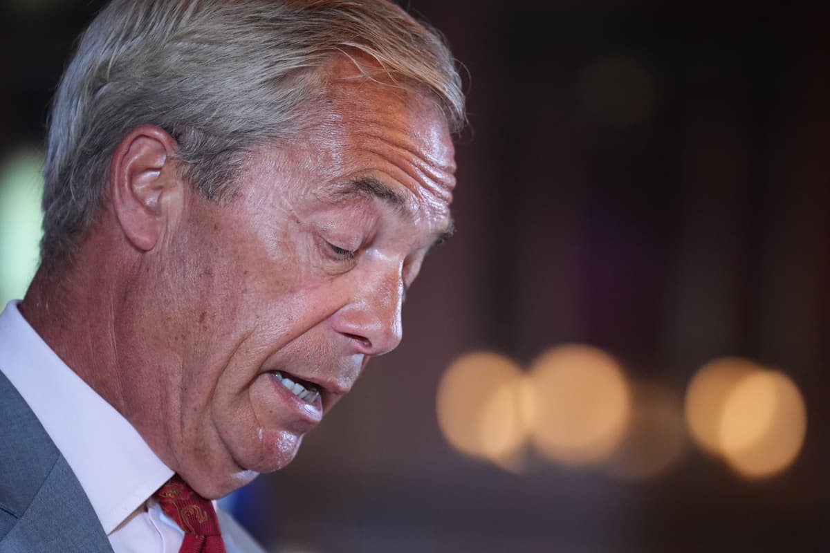 Nigel Farage says Reform UK has ‘broken no laws’ as aides quit amid allegations 1 fc1704ba9382e5bfa7583fc55a03a6256c35d6aeeb5fbf6a39b6f83bd77d674c