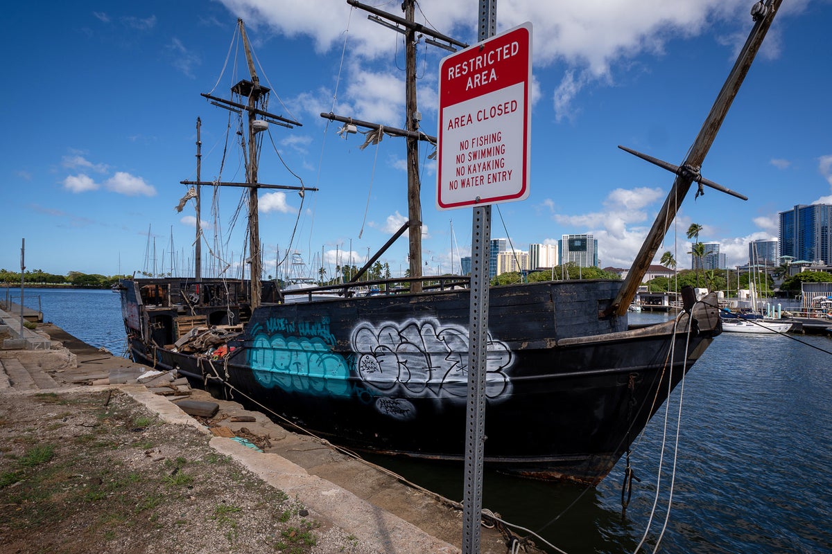 Ala Wai ‘Pirate Ship’ Is Pau But Public Is Stuck With The Bill 1 fc64b4f0babdacfff2656be1552f1e058db02f187ac9100793e01892e48cceab