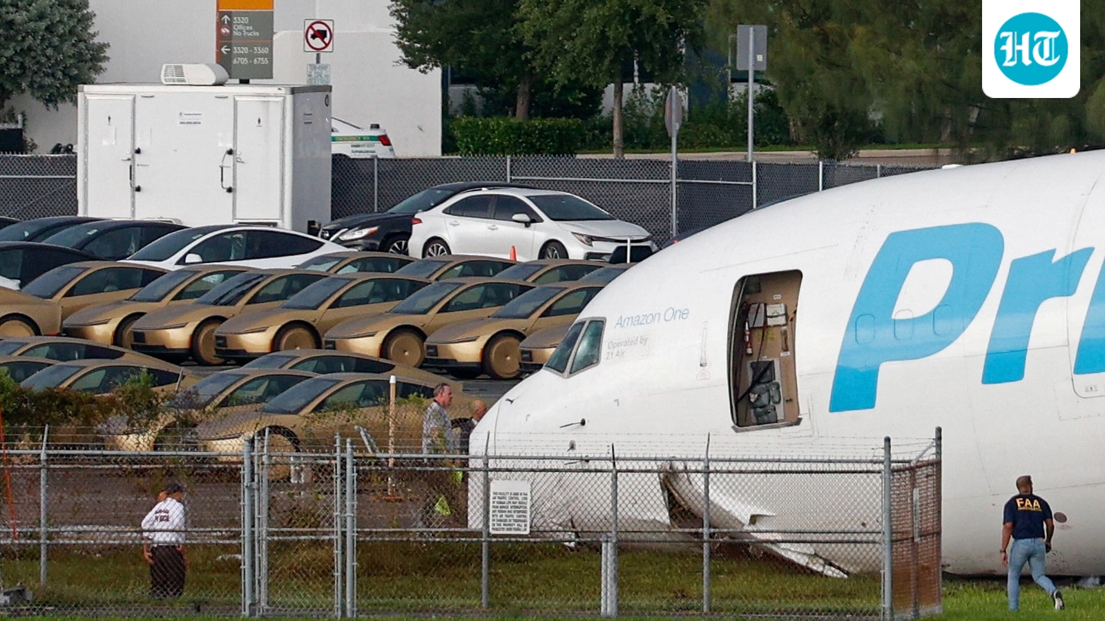 Amazon plane crash nearly hit Tesla Cybercabs: Why were Elon Musk’s 40 robotaxis at Miami airport? 1 fe1901dbc5f607bd7fd46960ddd1b118e90c86d05e5978b4c465f40cada17eae
