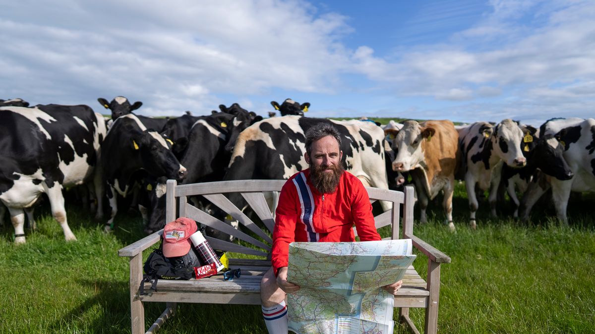 Ayrshire welcomes UK’s ‘Forrest Gump’ to help Britain reconnect with local food and communities 1 fe5ce4d003132496212f2464a392e2e4149a92f9f3c50146066215b60c3793da