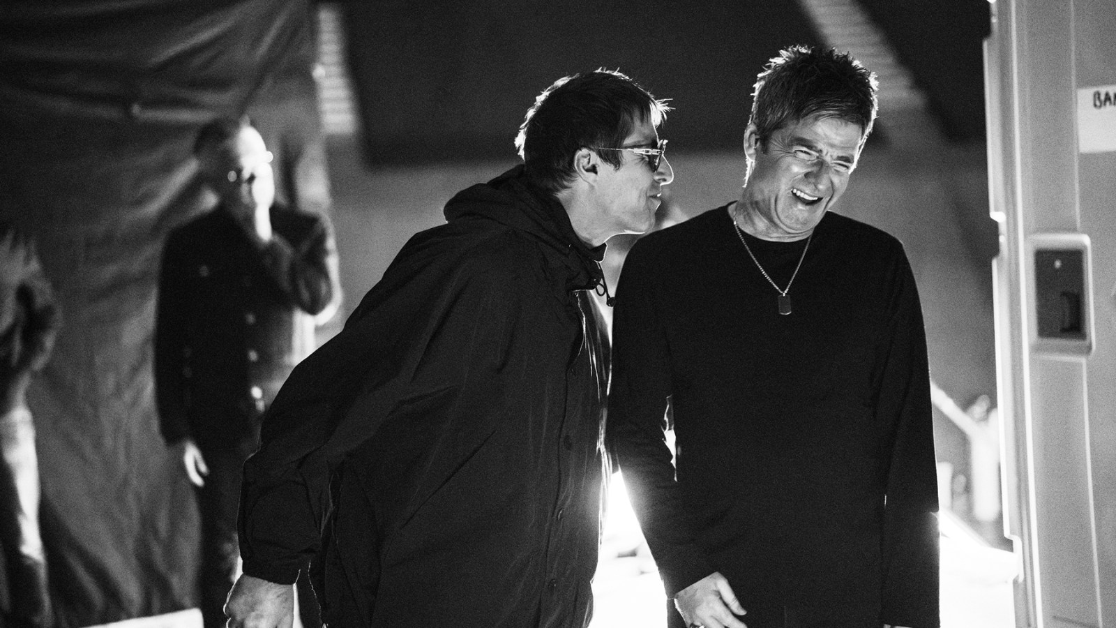 ‘Oasis: Don’t Look Back in Anger’ Review: Moving Documentary Immortalizes Huge 2025 Tour 1 ff9c4f3e7a25303fbf7e9bb56f62b33a720039144af111a12a4fae9dbbc0bb36