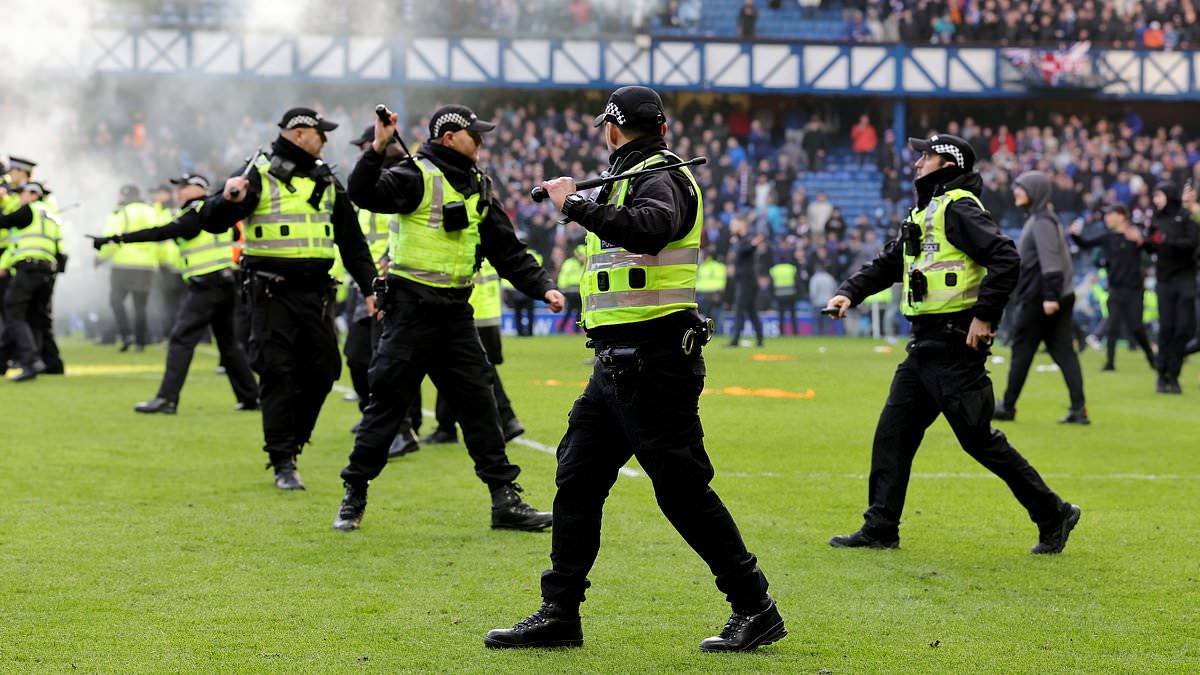 Cost of policing Old Firm games has TRIPLED inside three seasons as clubs are urged to contribute more after 'unsustainable' figures are revealed 1 ffddb5dfe6c57eb3e1eb0a735454ebd6a6750d53ba76e56778080a7f4823dc18
