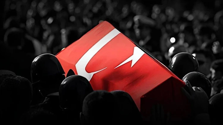 Pençe-Kilit bölgesinden acı haber: Piyade Uzman Çavuş Mustafa Aslan şehit oldu 1 00d82284798b8b9852495c6e3554aba896bb9ee313950666de79880def6ab0f6