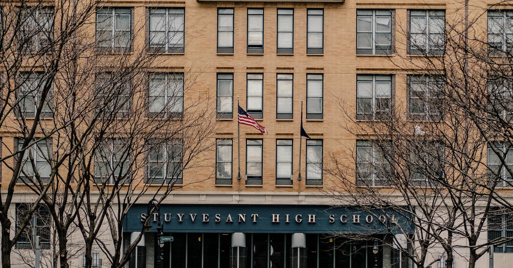 Applying to High School in New York City Is a Soul-Destroying Nightmare 1 02857c67d893e94422b8b5fb3aa0c18d74d4035b0c8c863f1a2f097eeee9da68
