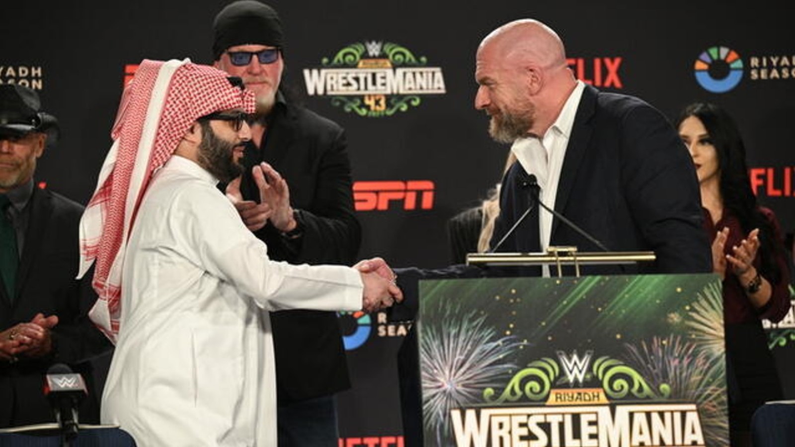 Backstage Report On WWE's Early Plans For WrestleMania 43 Card 1 0822ef8948dc674c8e22907911e95d897ed4fa954444a07db3f371310e107064
