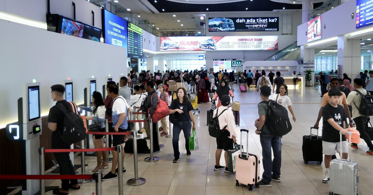 No losses for bus operators under new ticketing policy, says Loke 1 0fa7f552f56bb12cfad40ab34e6ef1e80f884c8a1be5ec6728b4a8d8abd78496