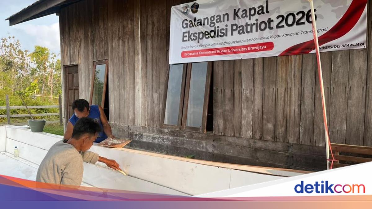 Tim Ekspedisi Patriot Dampingi Warga Segun Belajar Bikin Kapal Fiberglass 1 132c422eecffcbf625f540fc91a4e417fe6743daedc5041e979659455e4e46fb