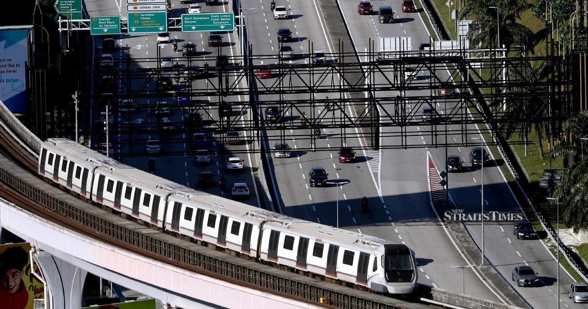 Enough is enough, say irate commuters 1 1927606831eec7c81bf0e425626b2c10ada6fd21df53d61e8ba5761eff802605