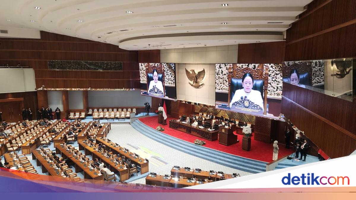 326 Anggota DPR Hadiri Paripurna Pengesahan RUU Pelindungan Ketenagakerjaan 1 1a344a24ab09b6b90e8daf0d739f295f70343c7464a01d4064e936af84a90ecd