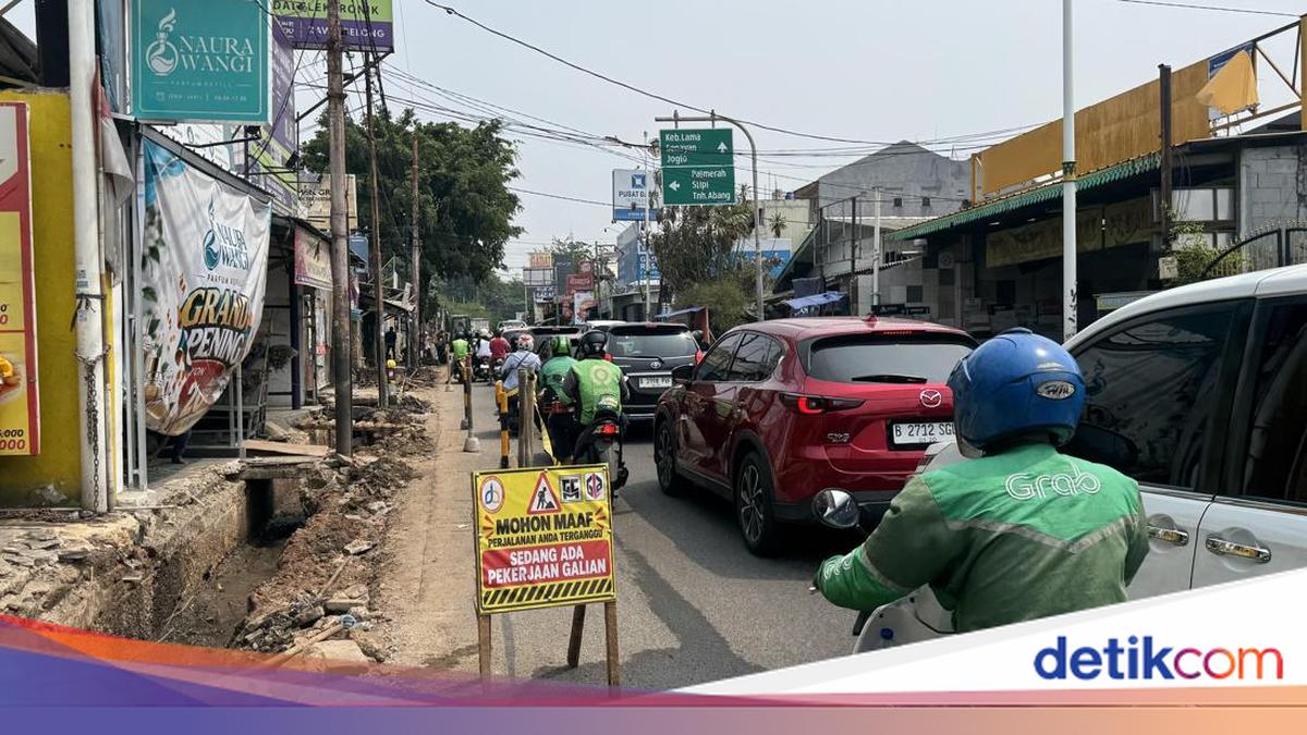 Ada Galian Proyek Trotoar di Rawa Belong Jakbar, Warga Harap Cepat Tuntas 1 27c8302d58bf749d824d4efd64a9b2ca02128b58f767cf23e6a1b9f4d7c3d749