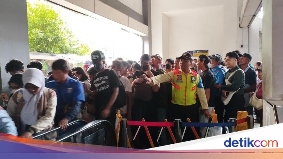 Anker Keluhkan Kondisi Stasiun Duri, Harap Eskalator Cepat Diperbaiki 1 2bb59fcb21a629a1d4c616e990c6e4608eb9e0c34a247582b381210f43eb5546