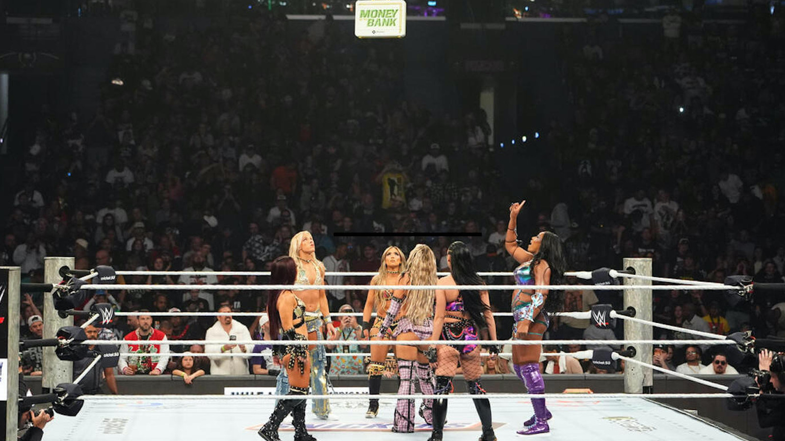 Backstage News On Original Plans For WWE Money In The Bank Ladder Match Winners 1 30fc608671637e6579b06fbf56d82c3bb68230dedecf2ec0bd9ceeed9ee021cc