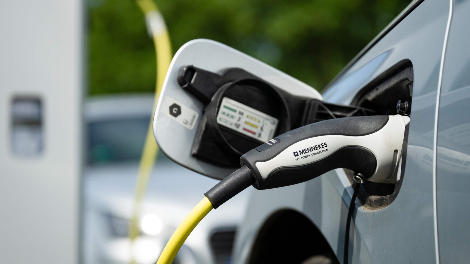 E-Auto-Prämie beliebt: Besonders Leasing profitiert 1 38da27c1d5cab1d9d9989a32f29fdd43c950a6e79ae8a7a70471abbd4366927a