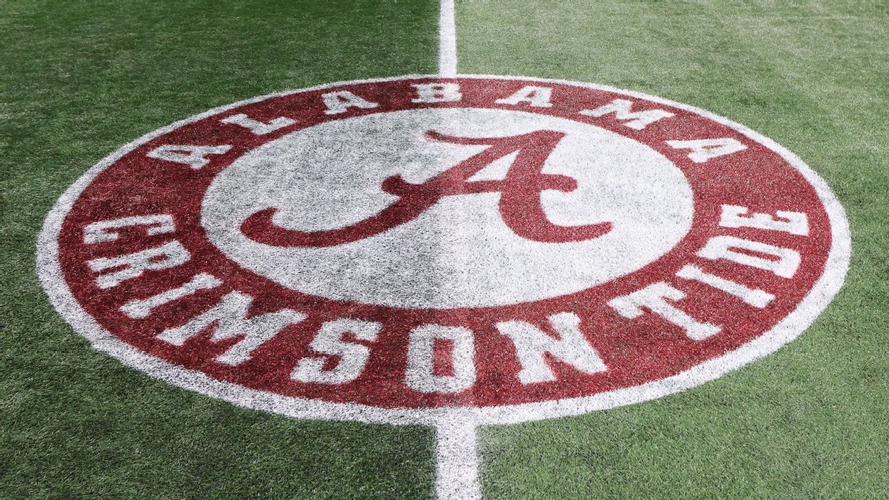 Alabama TE Ford hopes to play vs. Georgia despite broken arm 1 39f421086b72af2cb68725d4e0e9d680da0a8dae6c580462820ea84b0ff1f65e