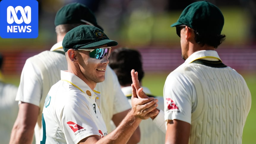 One man down and on a flattening pitch, Boland and Starc continue to shine 1 3a437e90c45a286a5b6307cdafe09284164681b84206137b7edf69725fdd67ea