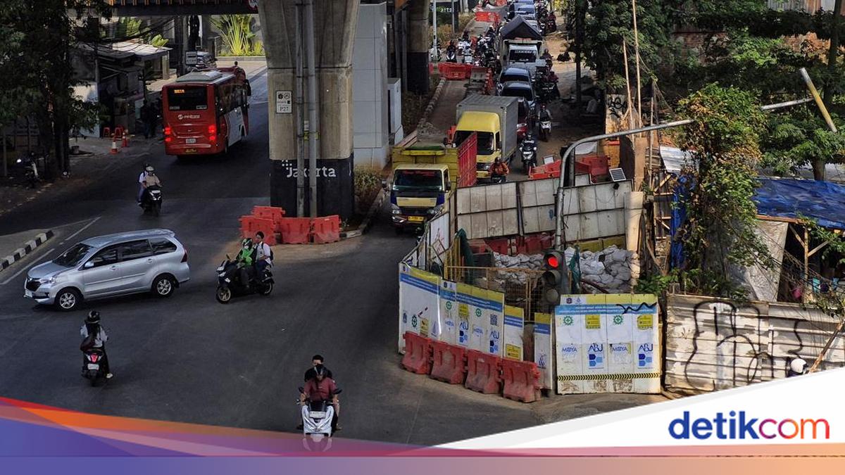 Proyek Pipa Air Bersih Bikin Lalin Cipulir-Ciledug Tersendat 1 46c4ad1a3f284a1ee5014d79925cb4ec3c4feb22ce4e7eb8f0c189d1c9b4b25b