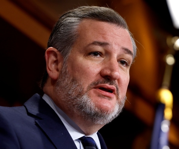 Cruz Hits 'Insecure' Vance as GOP Eyes Life After Trump 1 4d9d892534e5e5e69335e0c22ce15f5b753f5ff2b339c3fdf66005ddb645c5d3