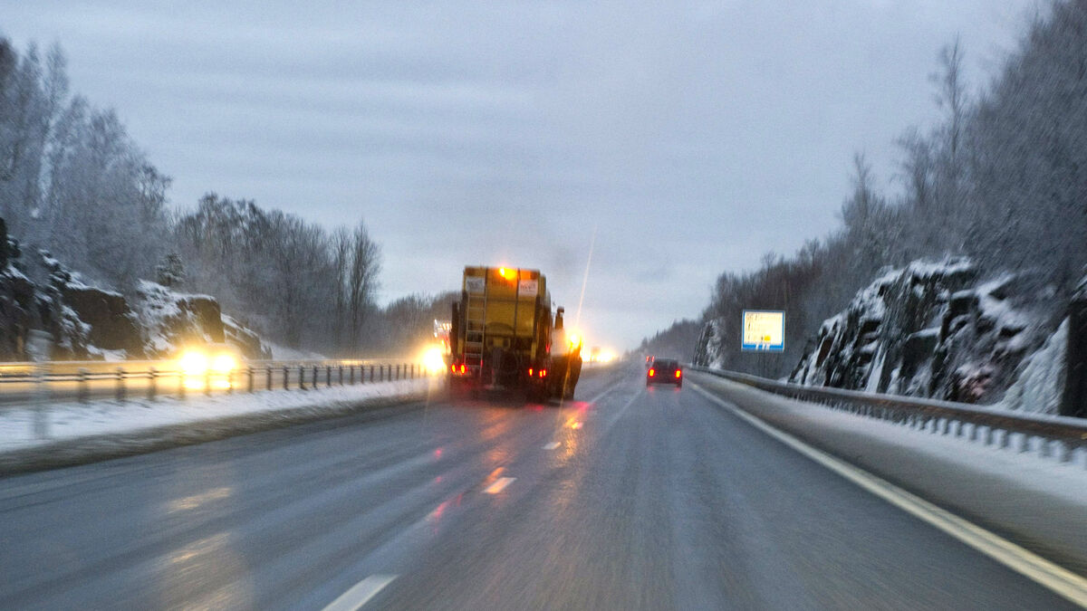 Black Ice Warning Issued for Parts of Western Sweden From Sunday Night 1 50927f781d6f21515daa2685622ad49a0011a41bcfd2f50611ade7d745708a46