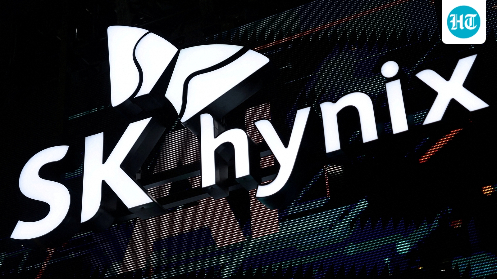 Why are Micron, SK Hynix and Samsung stocks falling? China’s CXMT sparks chip sell-off 1 5130d34ef0fe7a626f7ecf59add581f167dcca92a1a19a9c53348ce0e471888b