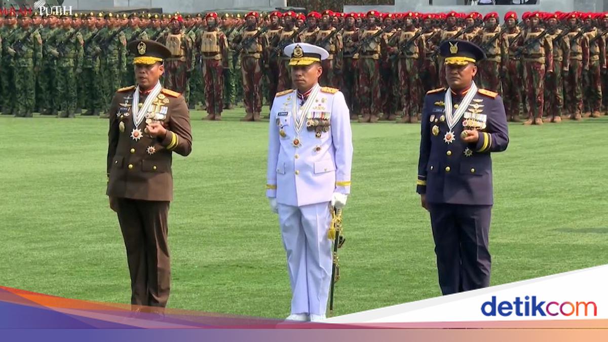 Inspirasi di Balik Seragam Upacara Baru TNI 1 51de7eddcbd7fd7706ec3616fb2a5a767f65203e2425993eb3a51ed49bc380d9 1