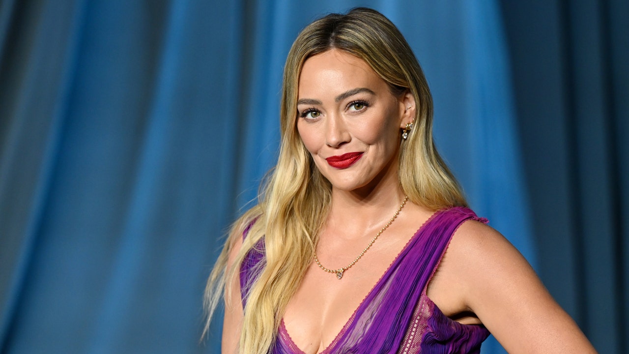 Hilary Duff flaunts figure in yellow swimsuit on girls' trip as 'toxic mom group' drama resurfaces 1 596afce6a085d861716c9fe8dfc4133fa90ccfe90d63b76a46a951e1ac0c4aa5
