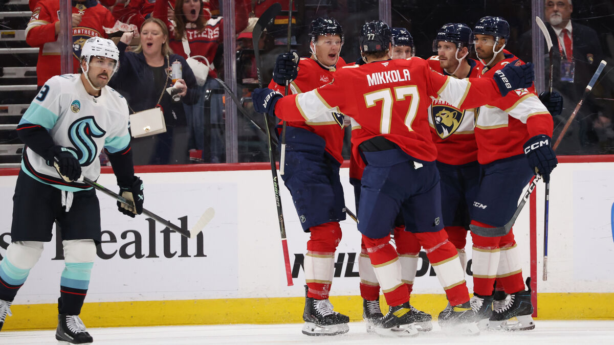 Florida Panthers Make NHL History With Natural Hat Trick in Third Straight Game