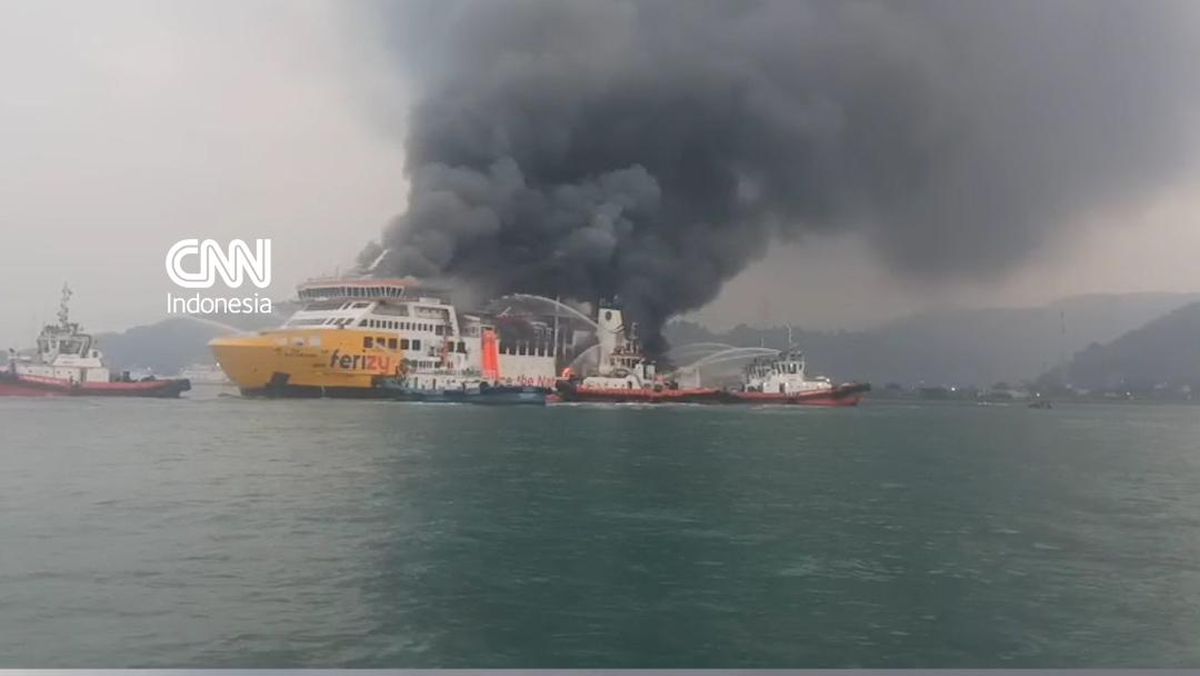 Seluruh Penumpang dan Kru Dievakuasi dari Kebakaran Ferry di Merak 1 7654d42f48f103b39429827d7e391159848f62653cf9f8c23455defeffdb8de0