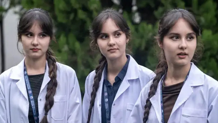 İbn-i Sina'nın torunları Türkiye'de doktor oluyor: Özbek üçüzlerin tıp yolculuğu Gülhane'de devam ediyor 1 768e745386f0d376490856297a4e408c16e9bd13c5a0035ef9977adbcbc9e63d