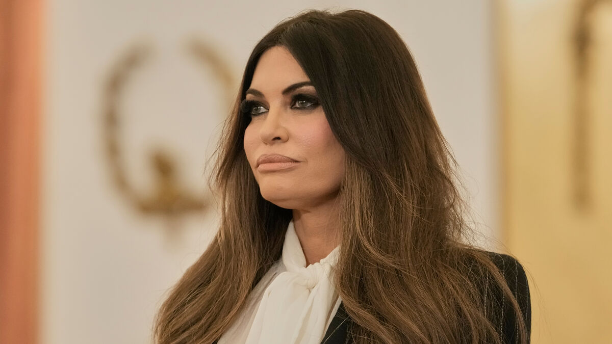 Trump Asks US Ambassador to Greece Kimberly Guilfoyle to Resign Amid Donation Investigation 1 77e0ab9d0f7b0d47e397302af256d9fb1493038a4716d37ab73c94b13a29675f