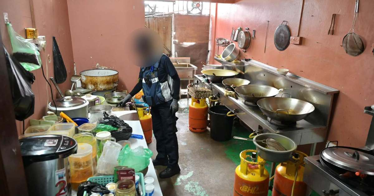 No licence, no business: MBPP seals two outlets 1 8f0d9da49025c28268f47d7ec27061e0023eadc3a887a295c414c2fd05da4489