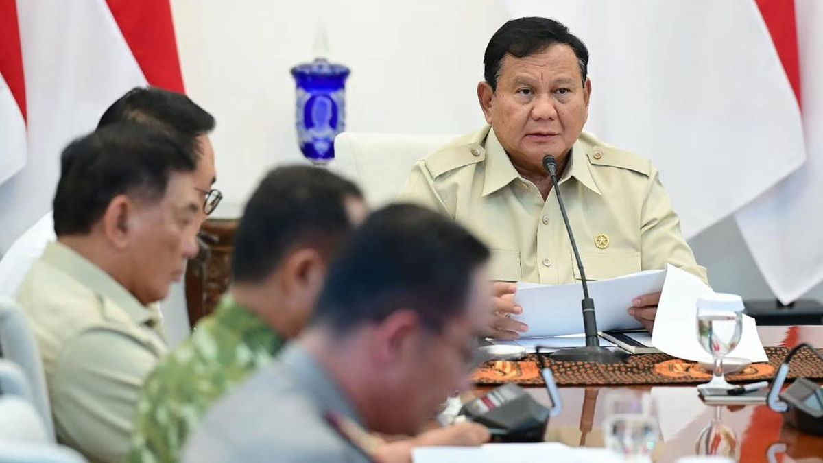 Prabowo Instruksikan Atensi Khusus Atasi Karhutla di TN Tanjung Puting 1 8f849c6bbc6528046e764906773145018706355c2521a28c802423f83b66315b 1