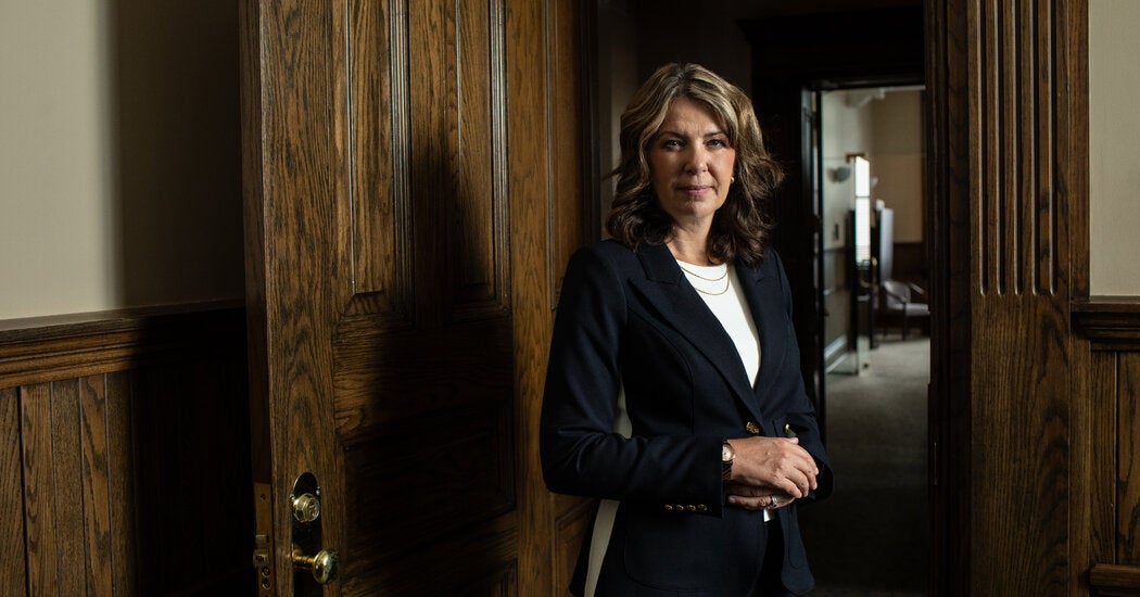 As Alberta Holds a Referendum on Separatism, Premier Danielle Smith Has Alienated Both Sides 1 8fee011708344bc90f6e1539602145275905824d27440ce7fc8ccebc2b363f24