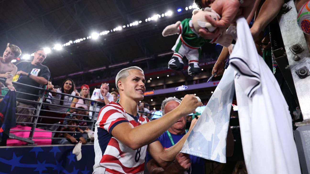 Cavan Sullivan has arrived: U.S. phenom's goal caps a memorable win over Mexico 1 932c00b44fa71150b6b9ffd67ee3562d1314e3a3b86eab8a514ea670eccd62b3