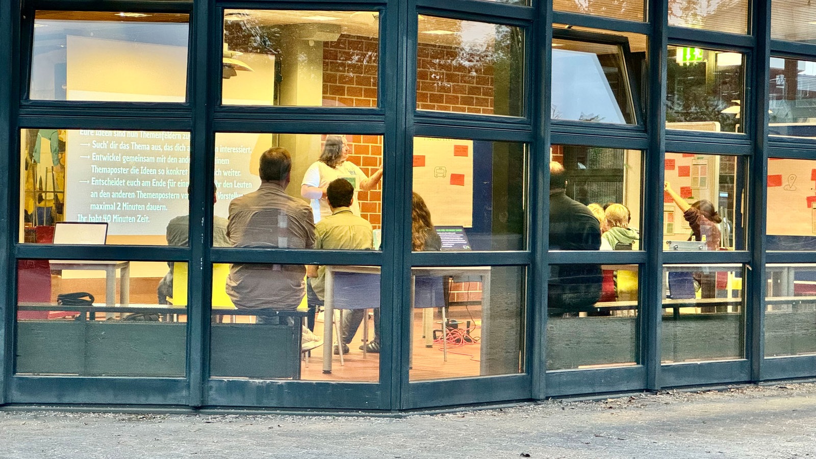 Scheitert die Gründung des Jugendbeirats in Hüllhorst? 1 9b99cac9cf1948acf4dd496b43ca64c712549e624ac424c13c89b9f3a775951d 1